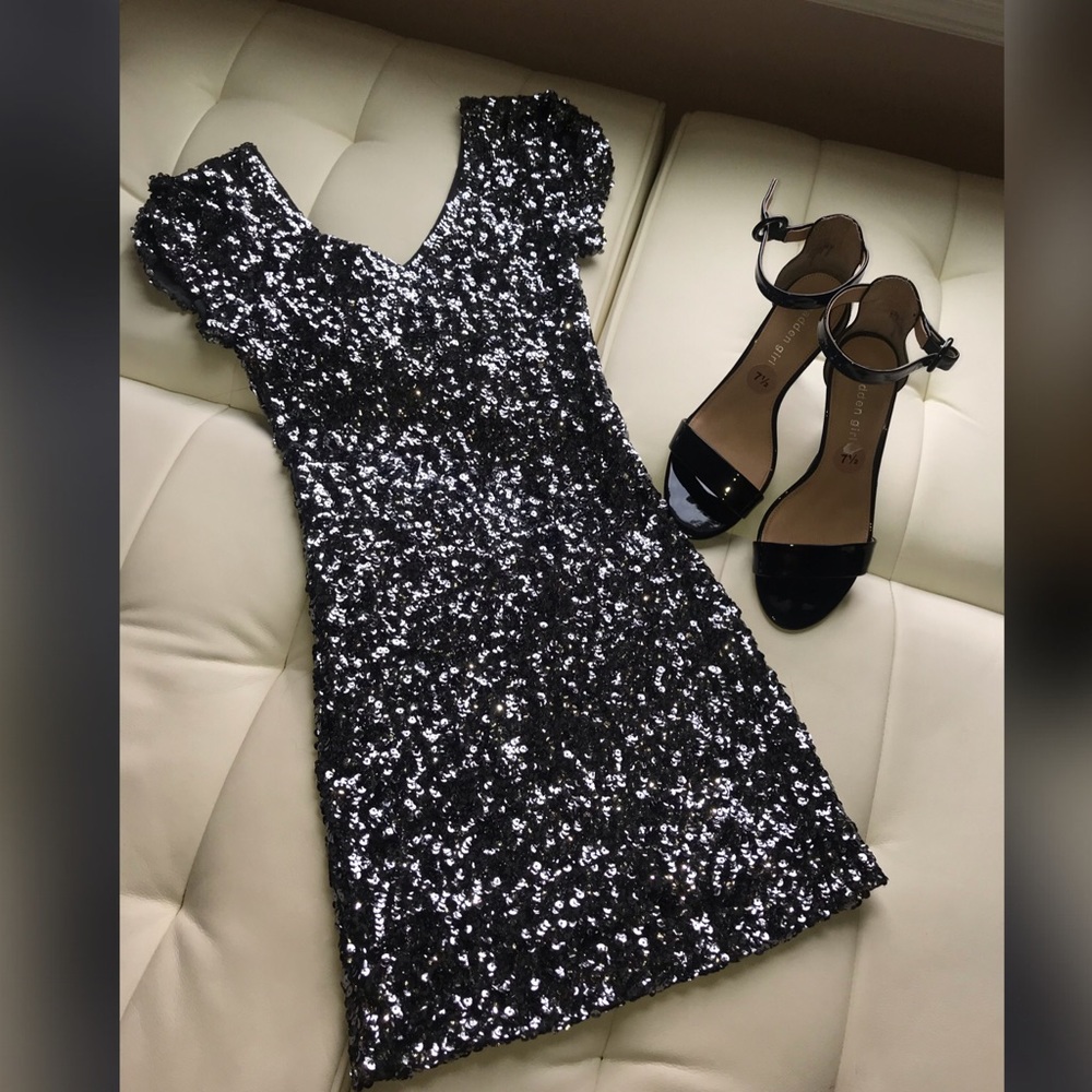 Blue sequin dress